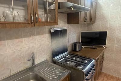 Apartament cu 3 camere decomandat în 9 Mai - 2