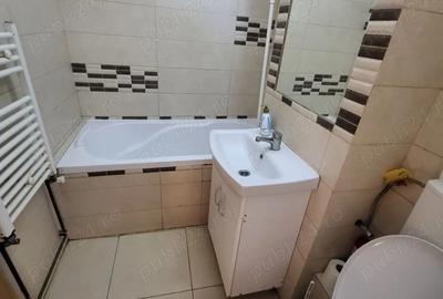 Apartament cu 2 camere decomandat în Hala Centrală - 2