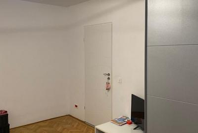 Apartament cu 2 camere decomandat în Calea București - 7