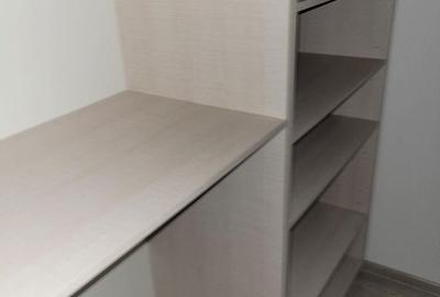 Apartament cu 2 camere decomandat în Tractorul - 8