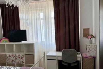 Apartament cu 2 camere semidecomandat, mobilat în 1 Mai - 5