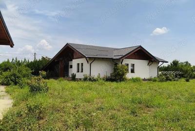 Casa de locuit 5(cinci ) camere la cheie-Radila -Valea Calugareasca