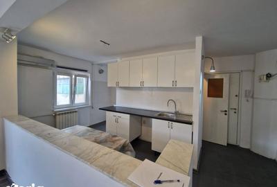 Apartament cu 3 camere decomandat în Tei - 5