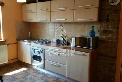 Apartament cu 2 camere semidecomandat in Complexul Studentesc. - 2