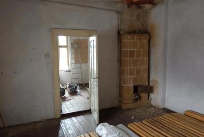 Apartament cu 3 camere semidecomandat în Poiana Țapului - 10