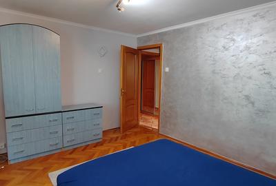 Apartament cu 4 camere decomandat în Costin Georgian - 2