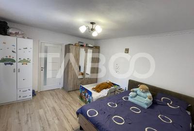 Casa cu curte de vanzare mobilata si  renovata -  mutare imediata - 3