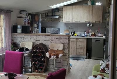 Casă cu 4 camere în Hristo Botev - 1