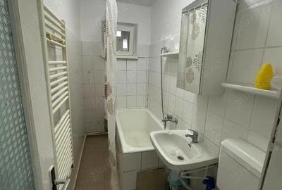 De vanzare 2 camere ?i balcon, zona Posta Mica, 39.600 euro - 4