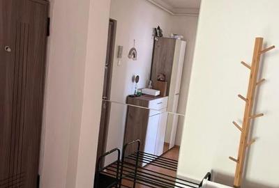 Apartament cu 3 camere, semidecomandat - zona Calea Bucurest - 12