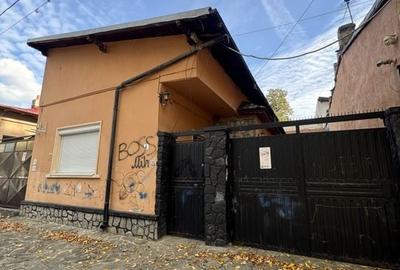 Casa Curte Proprie- Gara de Nord/ Victoriei - 8