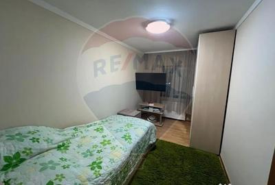 Apartament cu 4 camere decomandat în Central - 3