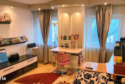 Apartament cu 3 camere decomandat în Sud - 2