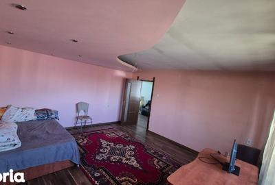 Casă cu 3 camere cu Teren 466 Mp în Dobroești - 13