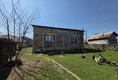 Casă individuală cu 6 camere cu Canalizare în Lipănești - 4