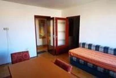Apartament 2 camere decomandat Centru 290 euro luna negociabil - 1