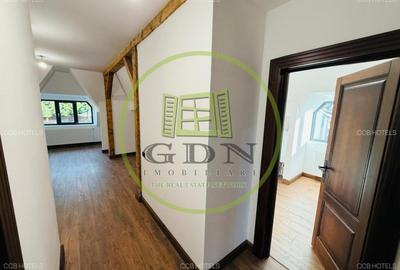 Apartament cu 3 camere decomandat în Predeal - 8