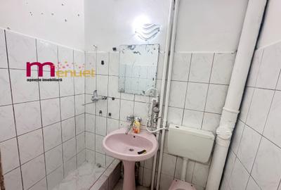 Apartament 3 camere,zona Big,etaj 2 - 8