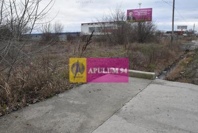 Teren cu potential comercial, bun pentru Showroom. - 15