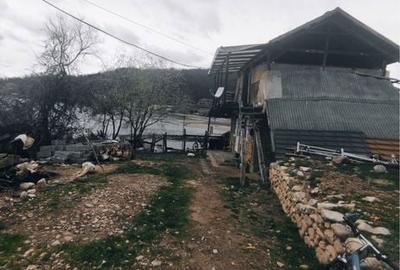 Casă cu 2 camere în Eșelnița - 2