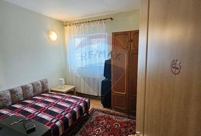 Casă cu 13 camere cu Teren 600 Mp în Voineasa - 33