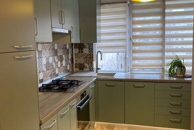 Apartament cu 3 camere semidecomandat în Dristor - 4