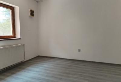 Duplex cu scara interioara si curte - constructie noua - 5