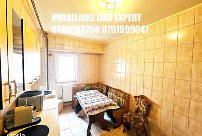 Apartament cu 2 camere, mobilat în Central