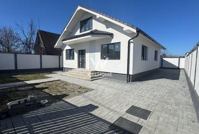 Casă individuală cu 3 camere cu Canalizare în Cristian - 2