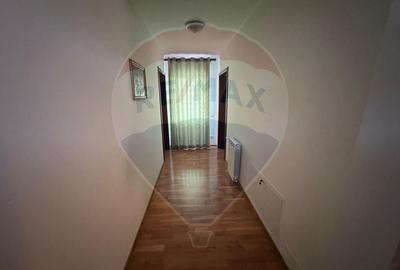 Casă cu 6 camere cu Teren 1263 Mp în Dărmănești - 29