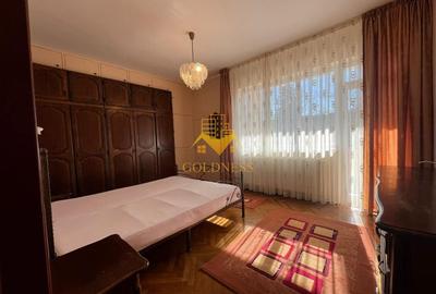 Apartament cu 3 camere decomandat, mobilat în Central - 4