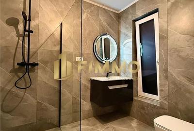 Casă cu 4 camere cu Canalizare în Ipotești - 2