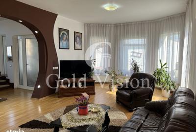 Casă cu 7 camere cu Teren 2000 Mp în Central - 18