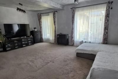 Casă cu 4 camere cu Teren 250 Mp în Vest - 8