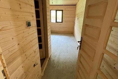 Casă cu 4 camere cu Teren 421 Mp în Voineasa - 4