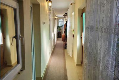 Casă cu 4 camere în Central - 7