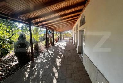 Casă cu 5 camere cu Teren 1320 Mp în Debarcader - 2