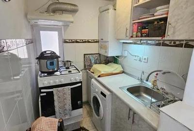 Vanzare apartament 2 camere situat in Targu Jiu, strada Slt. Gheorghe Barboi - 6