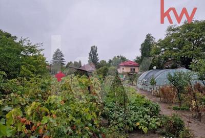 Casă cu 5 camere cu Canalizare în Central - 6