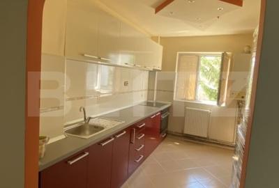 Apartament de 3 camere, 2 bai si balcon inchis, etaj intermediar - 10