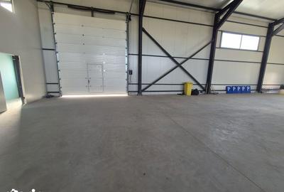 Spațiu comercial, de 596 mp, în Central - 9