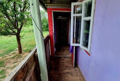 Casă cu 3 camere în Podu Turcului - 4