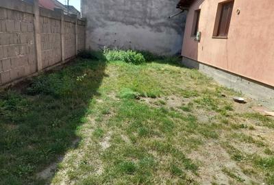 Casă cu 4 camere în Central - 1