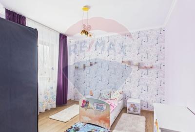 Apartament cu 3 camere decomandat, mobilat în Ulmi - 11