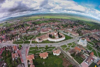 Casa saseasca autentica,1.100 mp teren, pomi fructiferi si p Casa saseasca autentica,1.100 mp teren, pomi fructiferi si p - 2