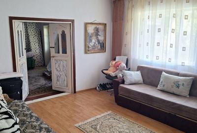 Casă cu 4 camere în Crunți - 3