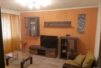Apartament 3 camere, Ultracentral, etaj 2 - 1