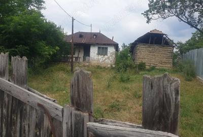 Casă cu 3 camere în Tega - 1