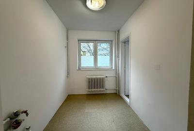 Apartament cu 3 camere semidecomandat în Lujerului - 3