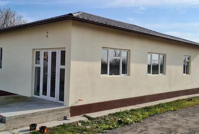 Casă cu Teren 350 Mp în Cojasca - 3